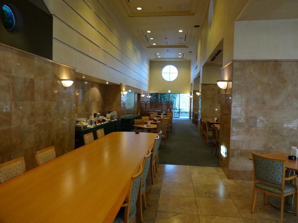 Kobe Luminous Hotel Bagian luar foto